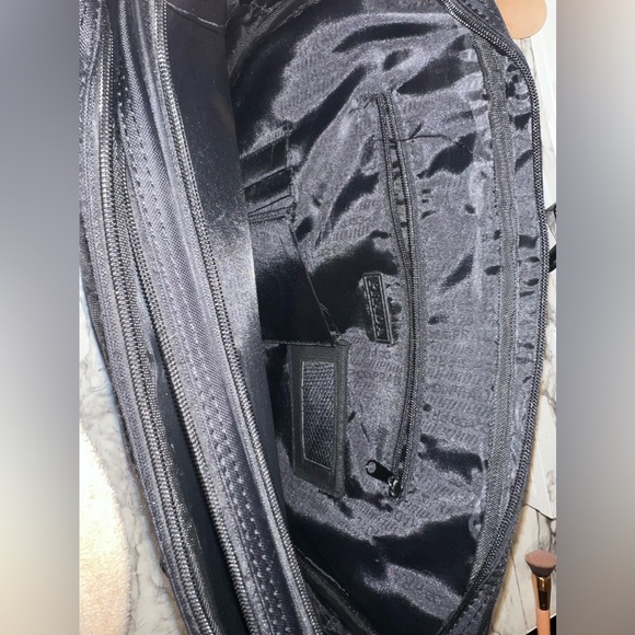 Prada laptop bag - Picture 2 of 5